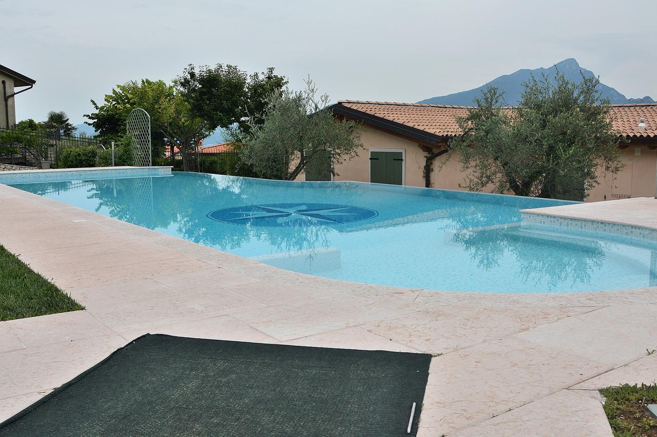 Residenza Alle Torri With Pool Torri Del Benaco Buitenkant foto