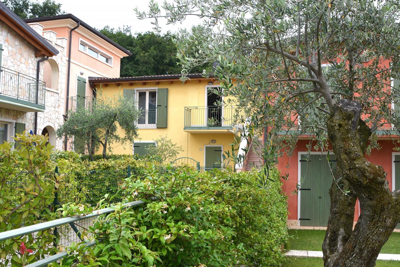 Residenza Alle Torri With Pool Torri Del Benaco Buitenkant foto